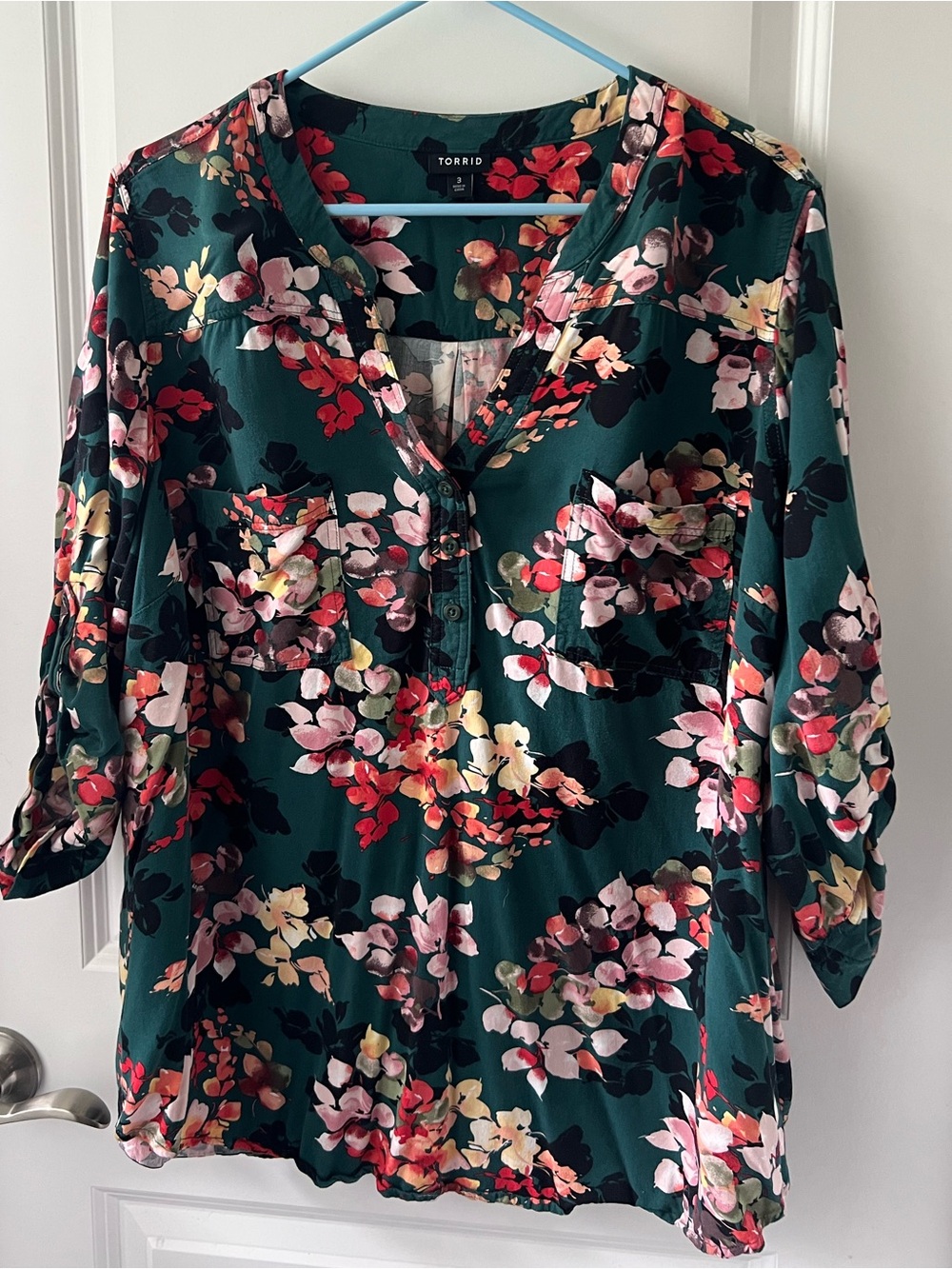 torrid Dark Green Floral Button-Front Blouse